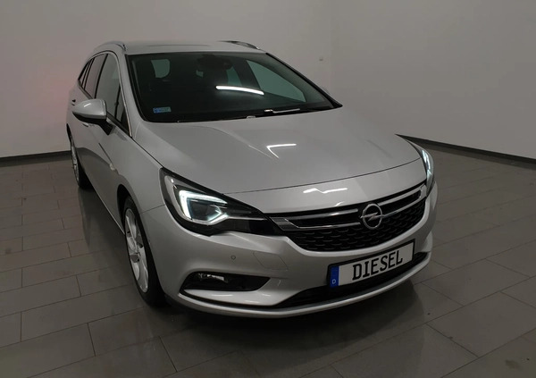 Opel Astra cena 39999 przebieg: 265000, rok produkcji 2018 z Bełchatów małe 781